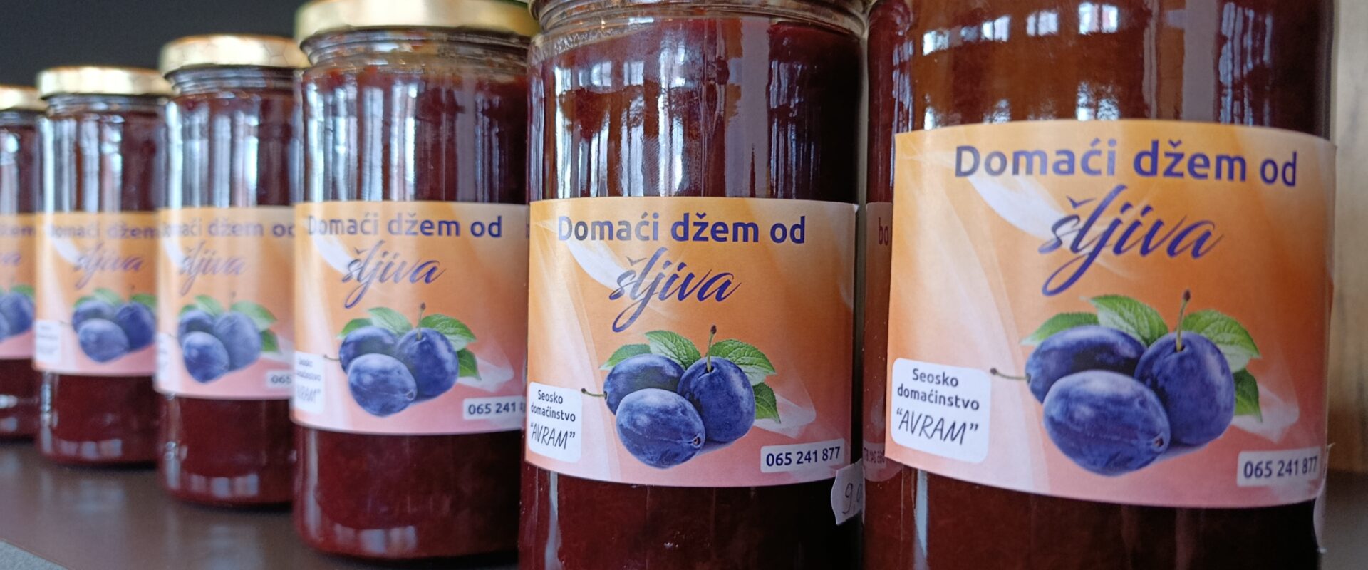 Domaći džem od šljiva 1kg  Seosko domaćinstvo „Avram“