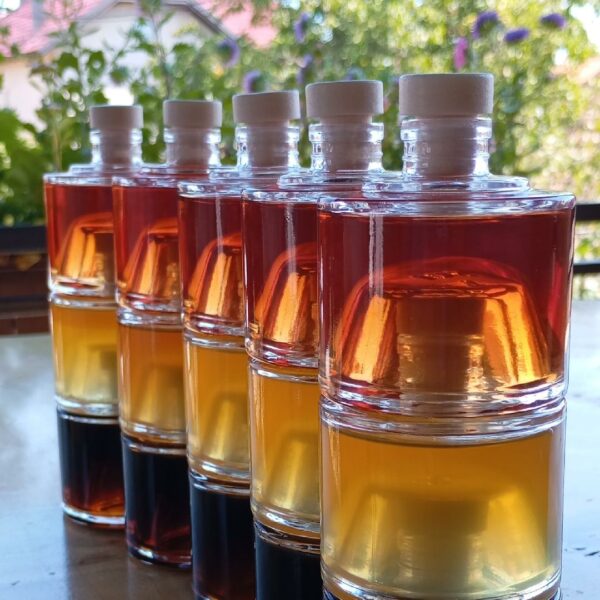 Likeri sa medom – orah, višnja, med